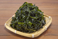 せたな前浜産　天然湯通し塩蔵わかめ(茎つき)